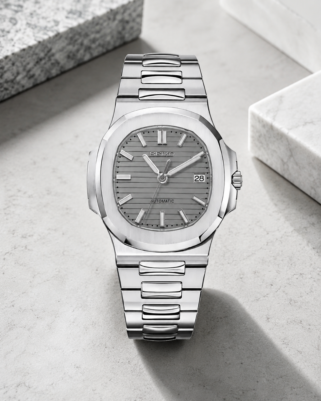 S-Nautilus Silver Gray